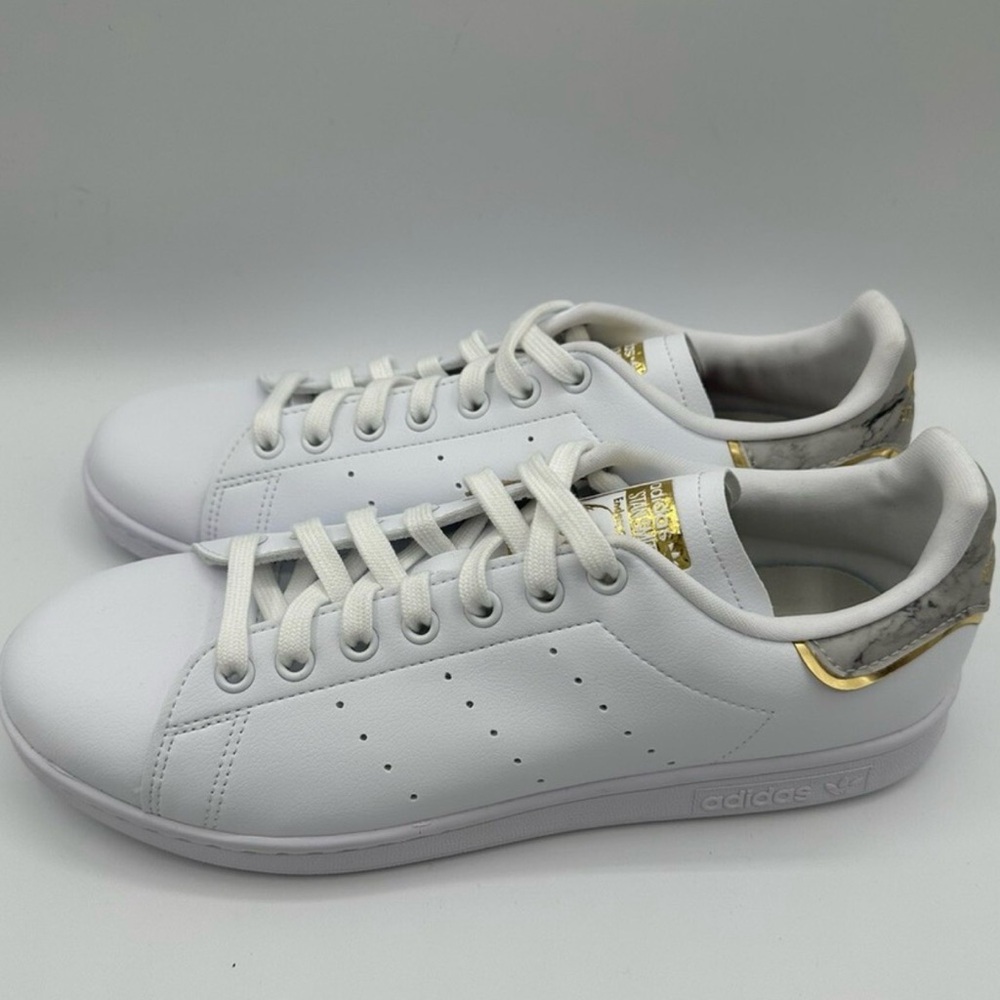 NIB Adidas Women's Stan Smith original White Gold Aluminum sneakers RARE size 8